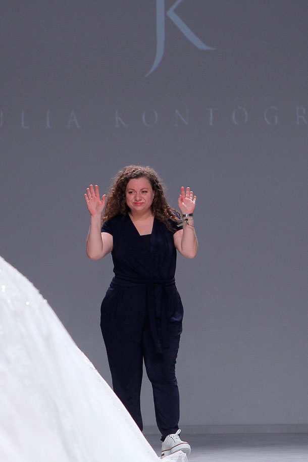 ilovebrides.pt Julia Kontogruni Coleção 2020 Vestidos de Noiva
